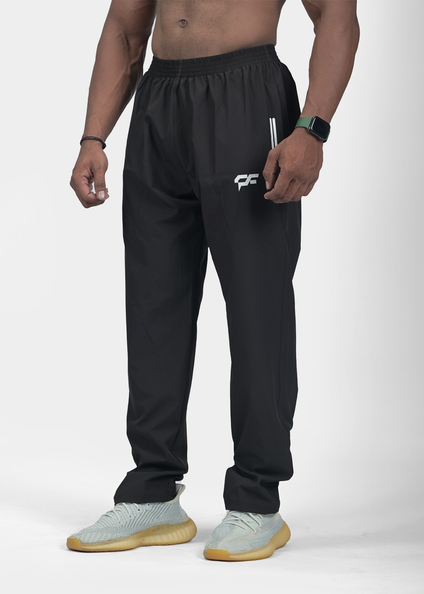 ESSENTIAL JOGGERS